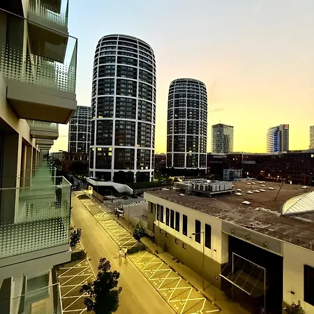 Andy's In Downtown Metropolis With Parking *