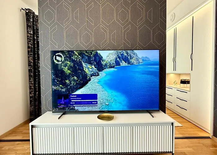 Andy's In Downtown Metropolis With Parking * Bratislava