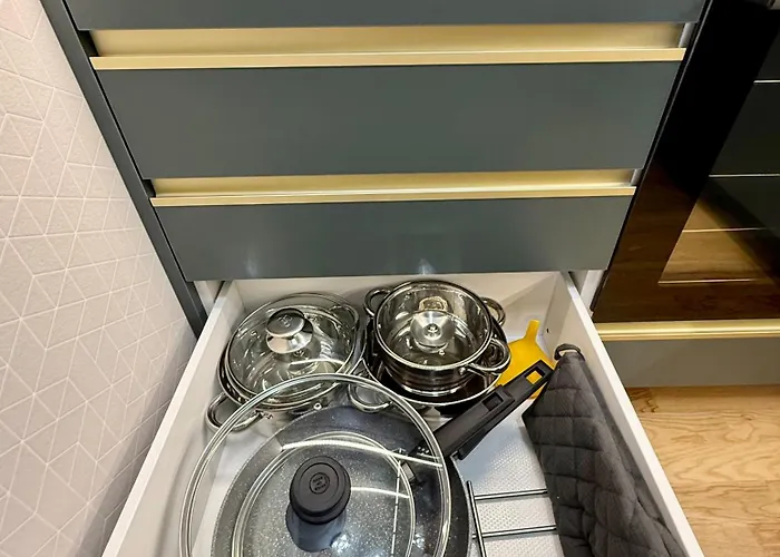 Andy's In Downtown Metropolis With Parking Bratislava